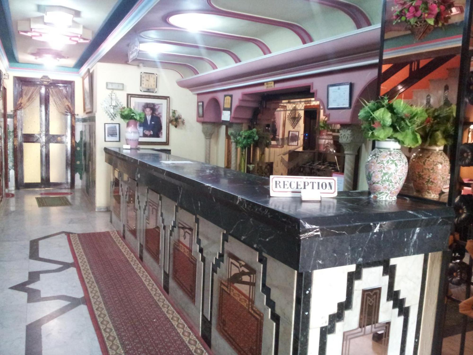 Hotel La Giralda Nador Bagian luar foto