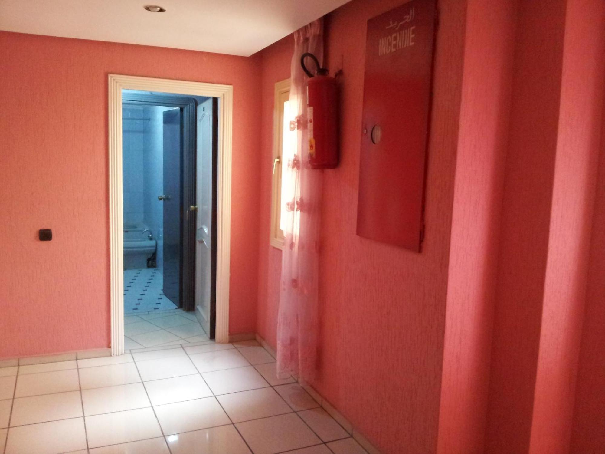 Hotel La Giralda Nador Bagian luar foto