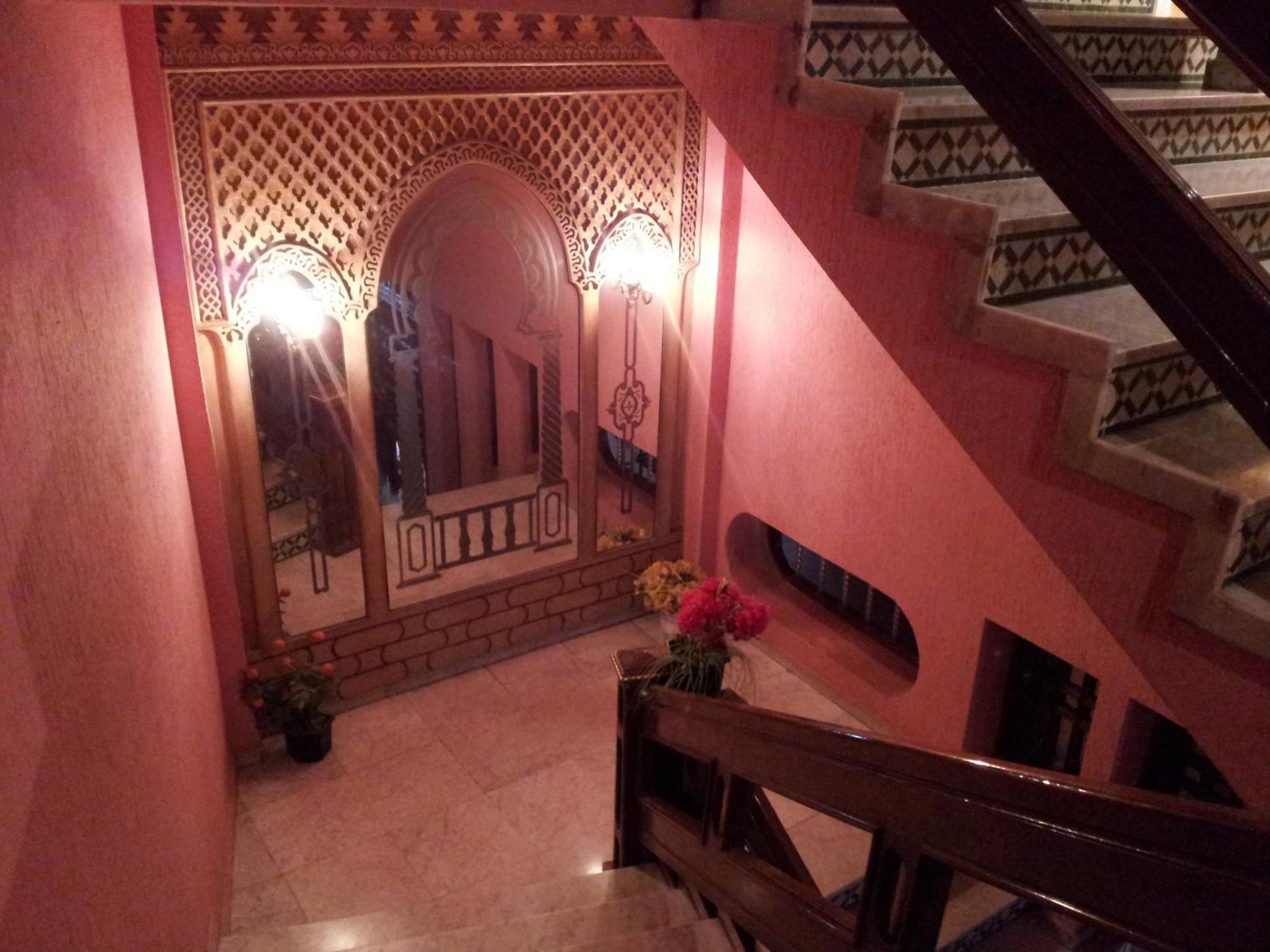 Hotel La Giralda Nador Bagian luar foto
