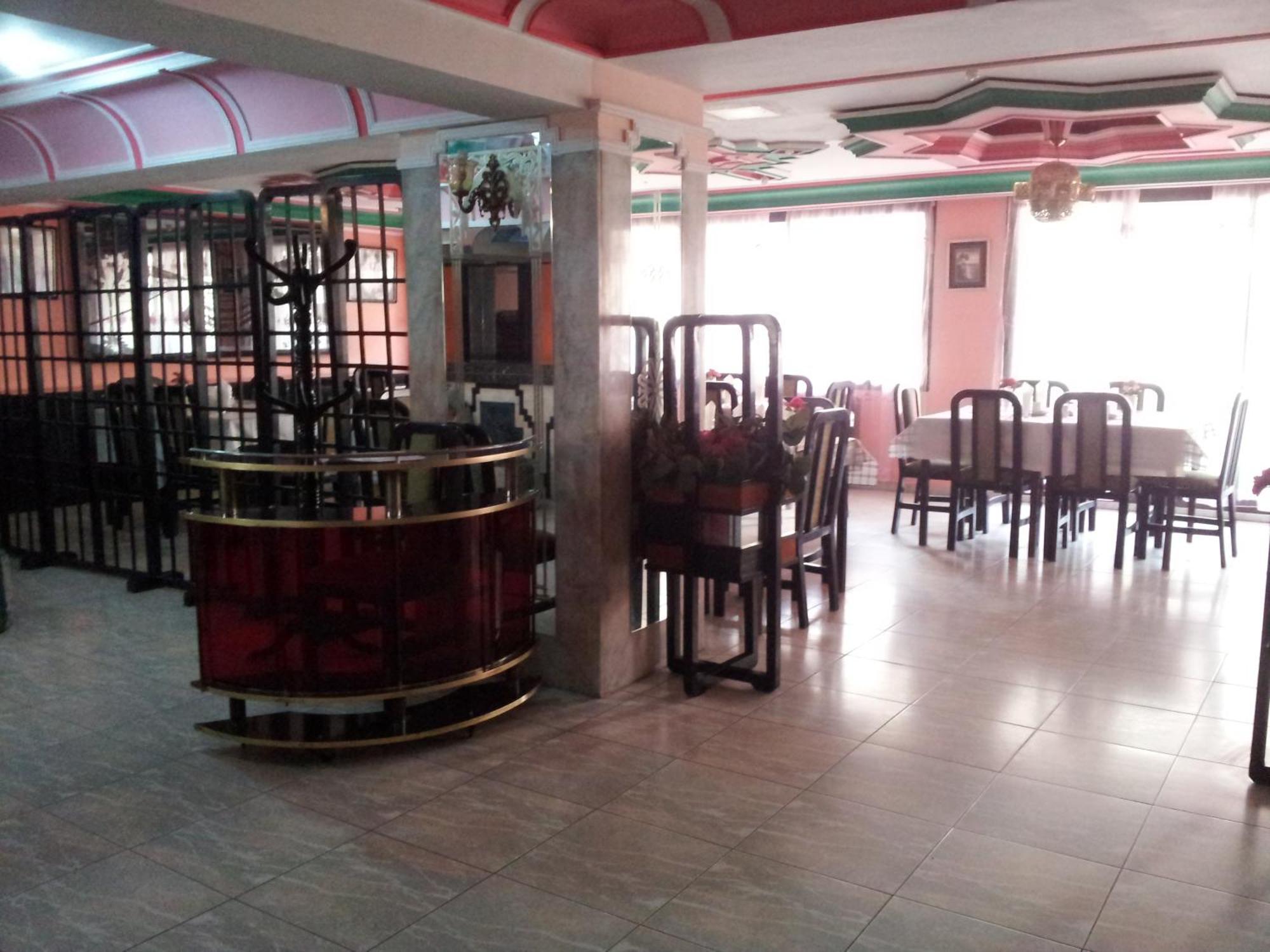 Hotel La Giralda Nador Bagian luar foto