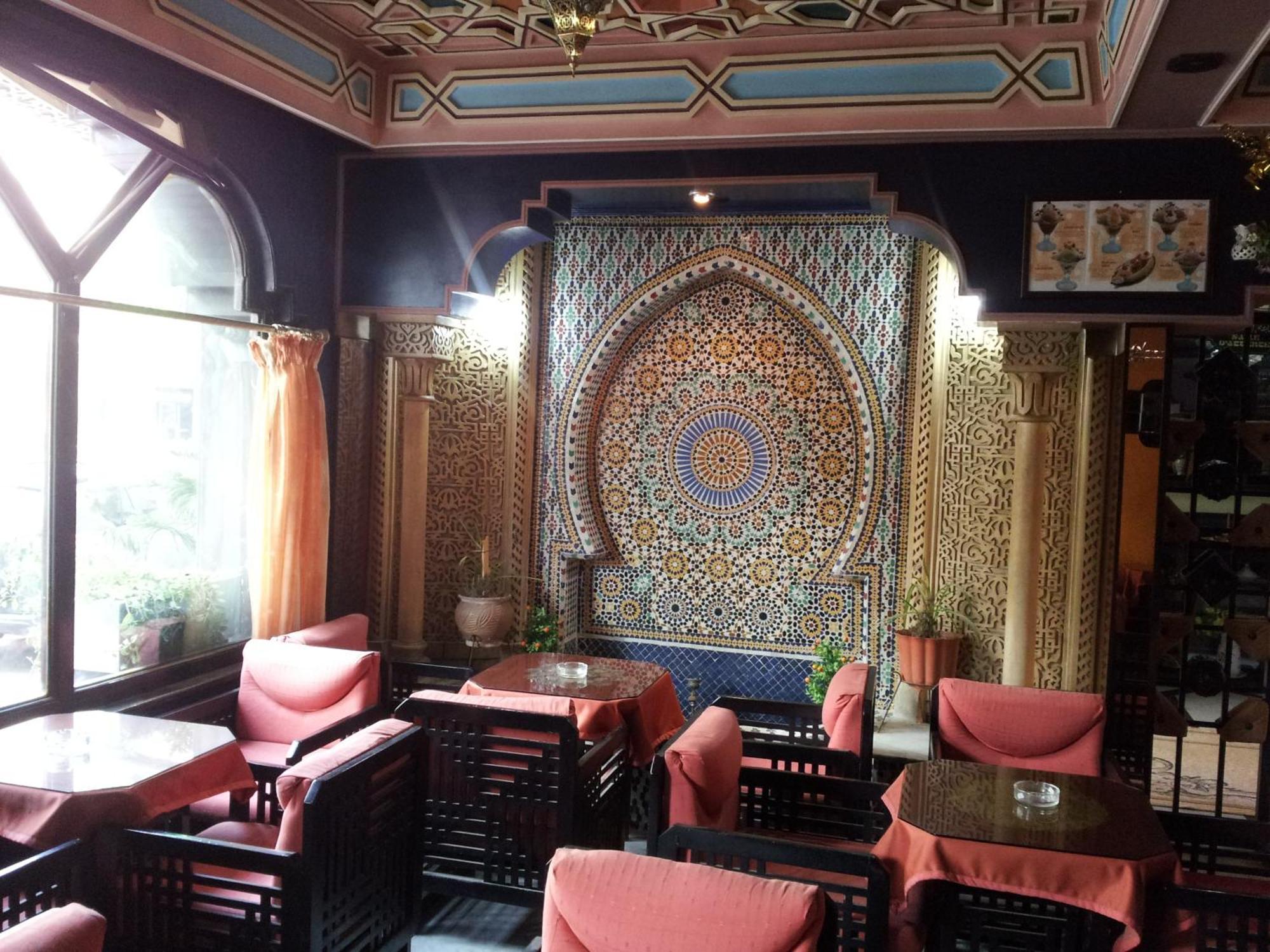 Hotel La Giralda Nador Bagian luar foto