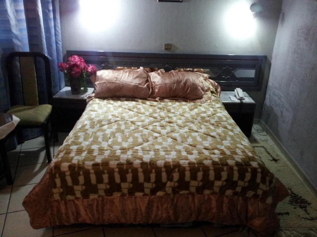 Hotel La Giralda Nador Bagian luar foto