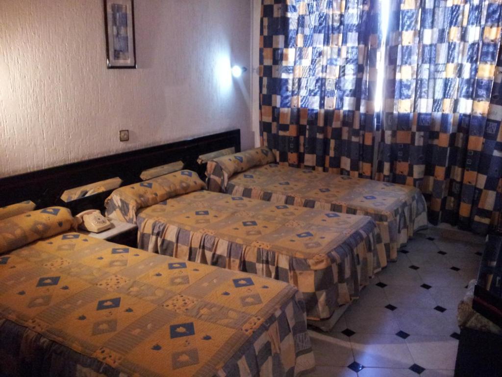 Hotel La Giralda Nador Bagian luar foto